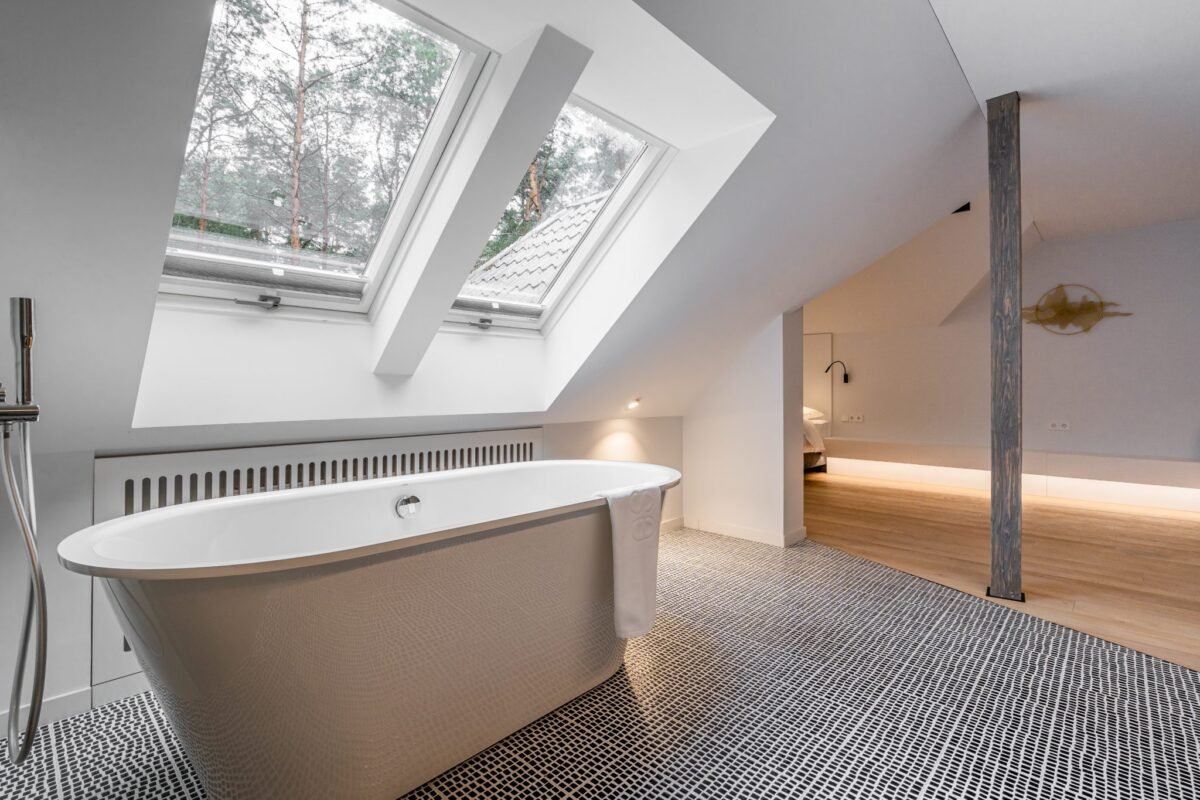 ESE HOTEL - Image 4