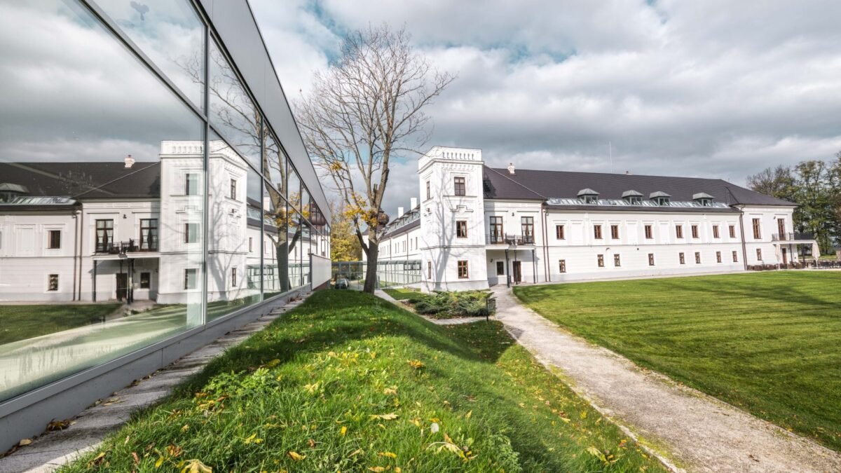 Chateau Appony - Image 4