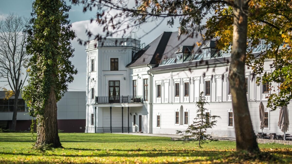 Chateau Appony - Image 5